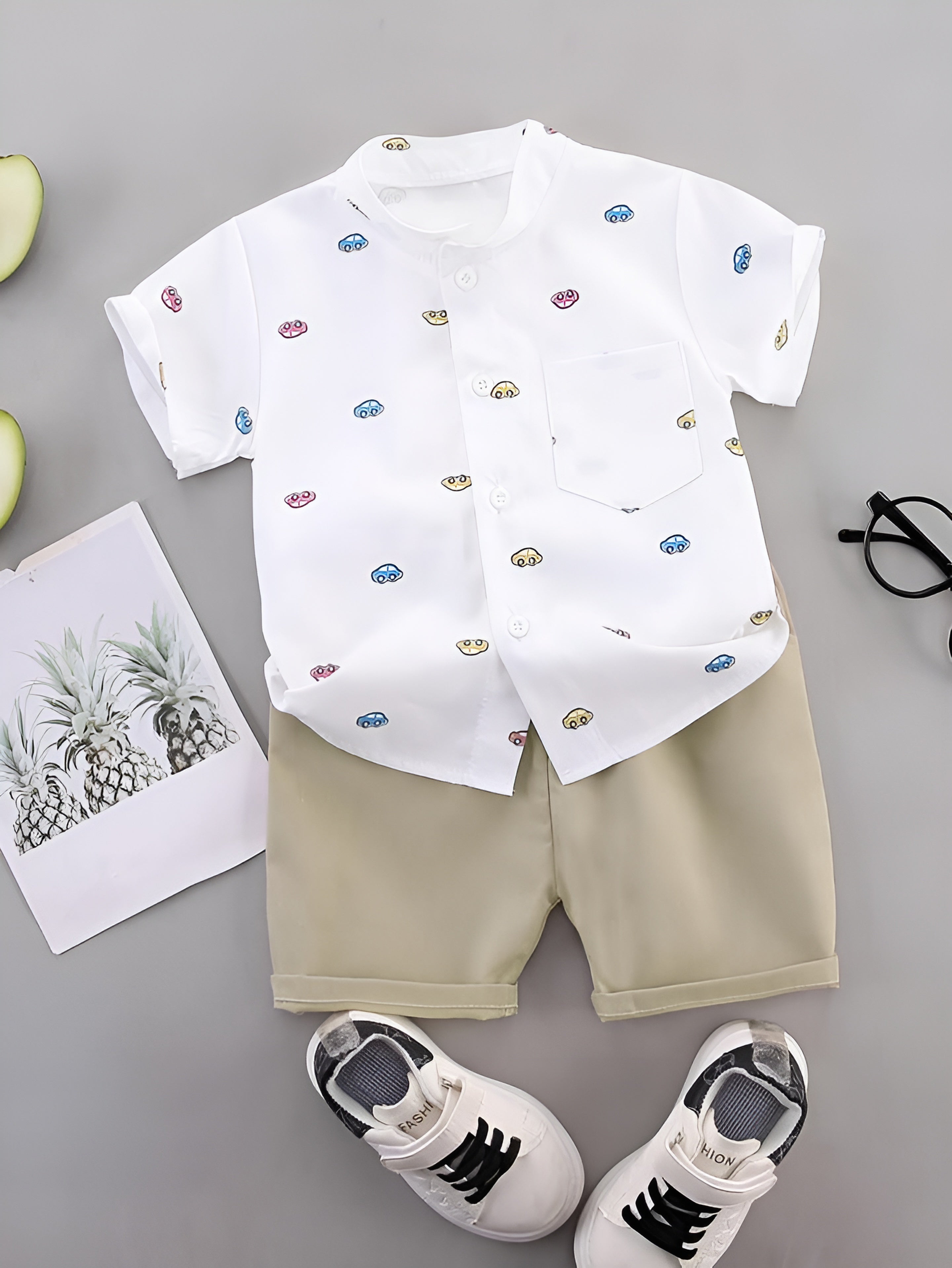 Shinydots Baby Boy White Car Print Short Sleeve Shirt & Shorts Two Piece Set